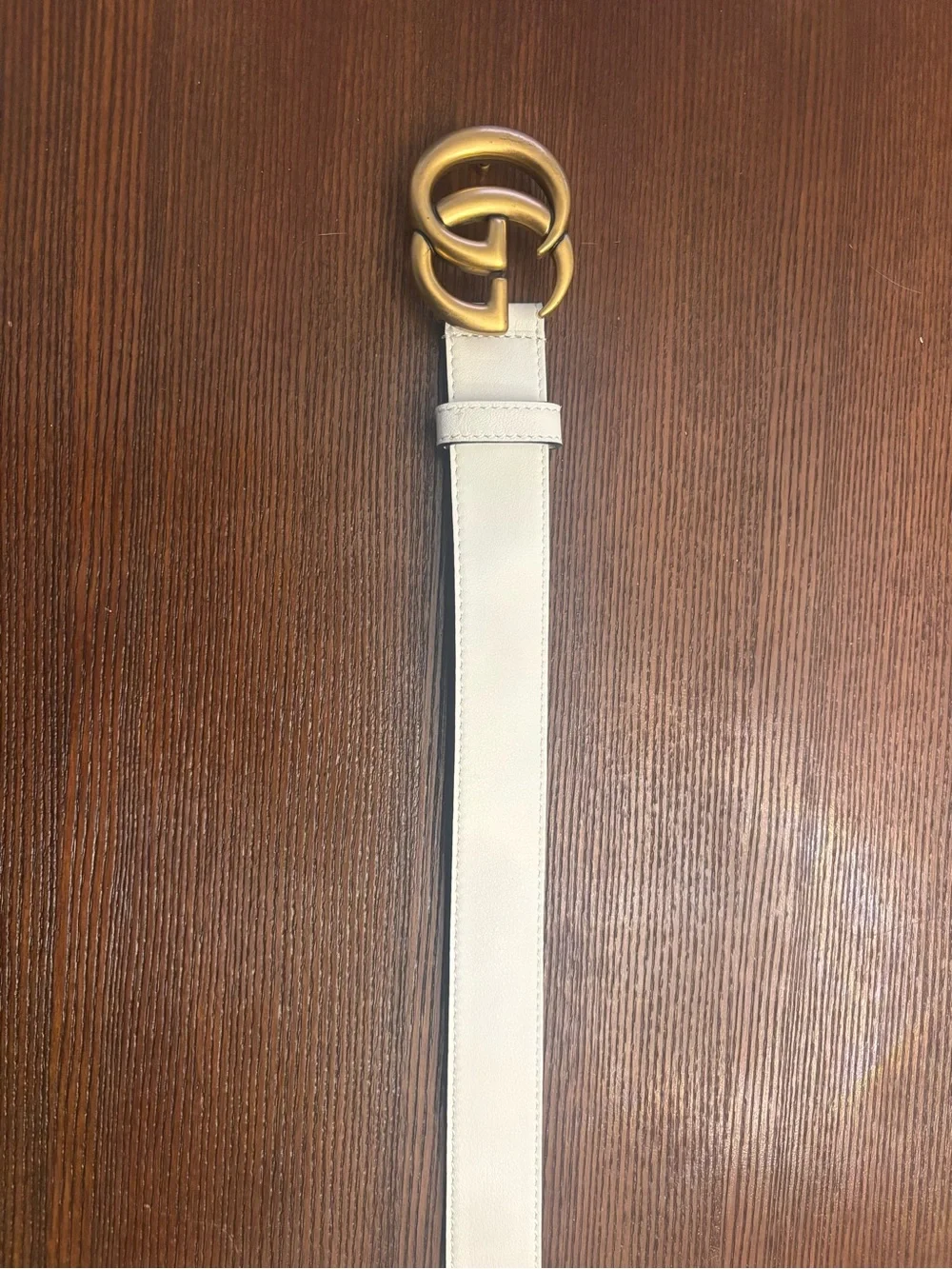 White leather belt with GG gold hardware worn once 36”